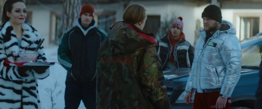 Кадр из сериала «Выжившие» 1 сезон (2021)