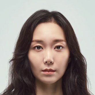 Ли Ю-Ён (Lee Yoo-Young, 이유영), 2021