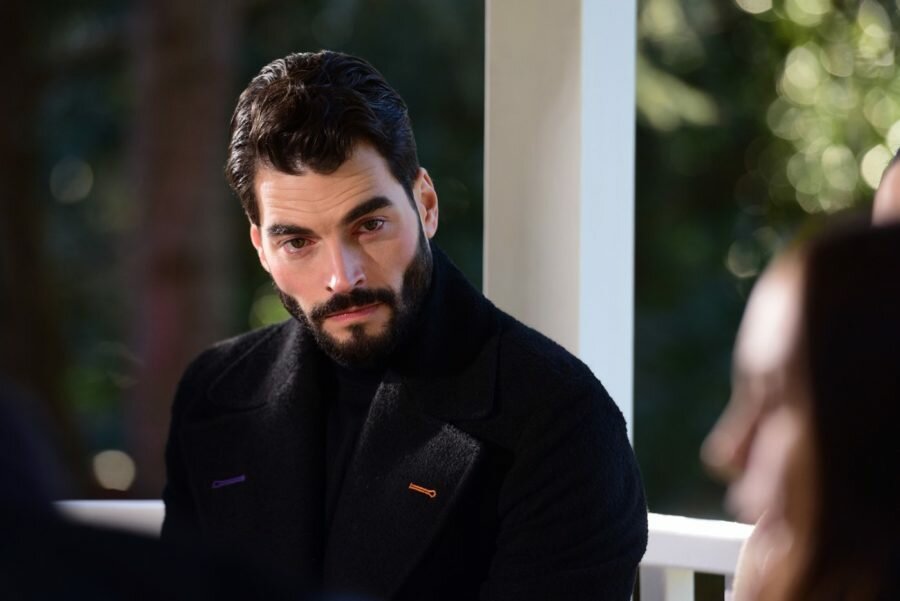Акын Акынёзю (Akın Akınözü) в сериале «Игра моей судьбы / Kaderimin Oyunu» (2021-2022)
