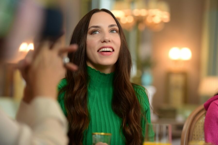 Ойкю Караель (Öykü Karayel) в сериале «Игра моей судьбы / Kaderimin Oyunu» (2021-2022)