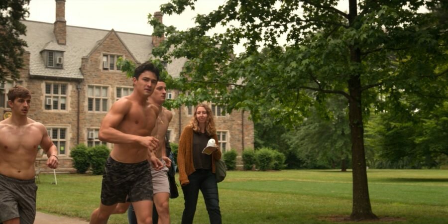 Кадр из сериала «Сексуальная жизнь студенток / The Sex Lives of College Girls» (2021)