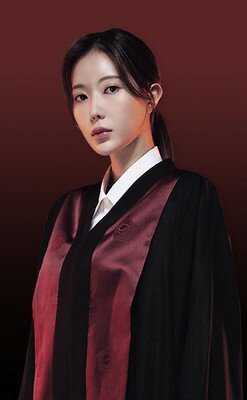 Им Су-Хян (Im Soo-Hyang, 임수향), 2022