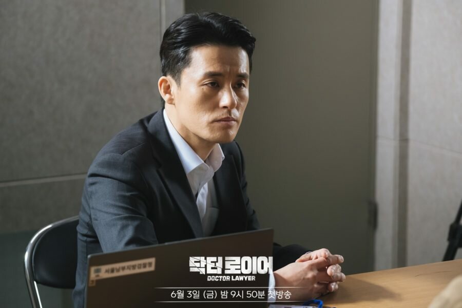 Со Чжи-Соп (So Ji-Sub, 소지섭) в дораме «Доктор-адвокат / Doctor Lawyer / 닥터로이어» (2022)