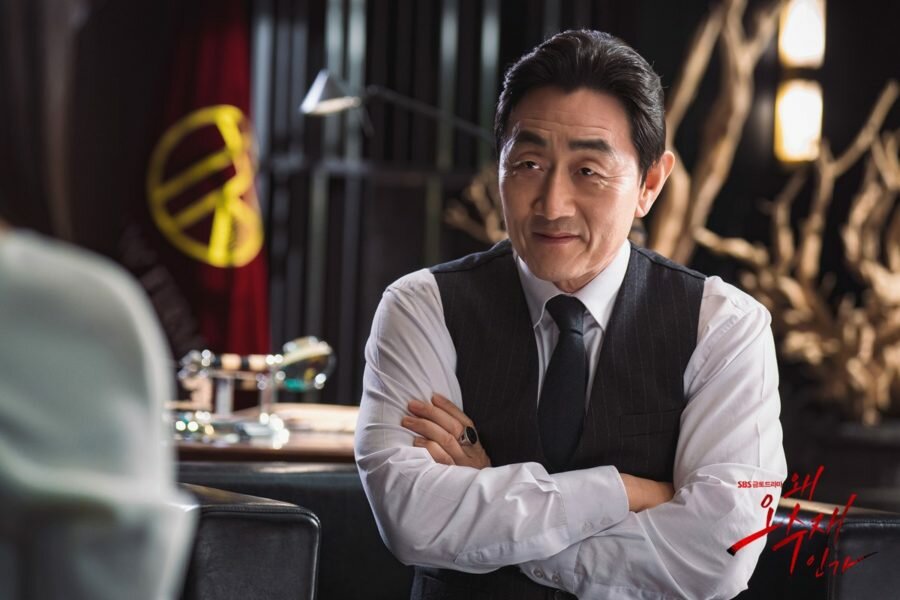Хо Джун-Хо (Heo Jun-Ho, 허준호) в дораме «Почему О Су-Джэ? / Почему она? / Why Oh Soo-Jae? / Why Her? / 왜 오수재인가» (2022)