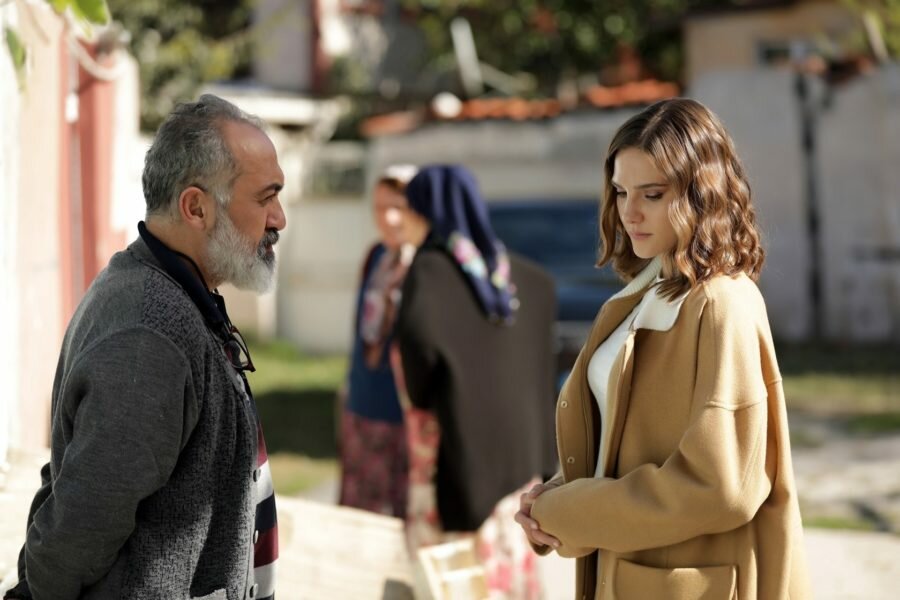Кадр из сериала «Сказка феи / Bir Peri Masalı» (2022)