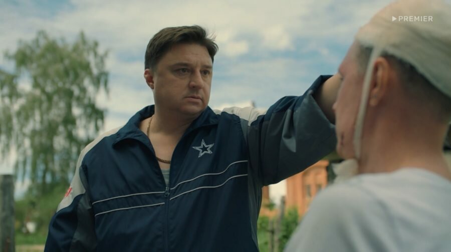 Максим Лагашкин в 3 сезоне сериала «Жуки» (2022)